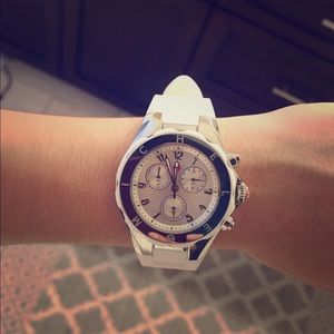 Used Tahitian Jelly Bean Large White Watch